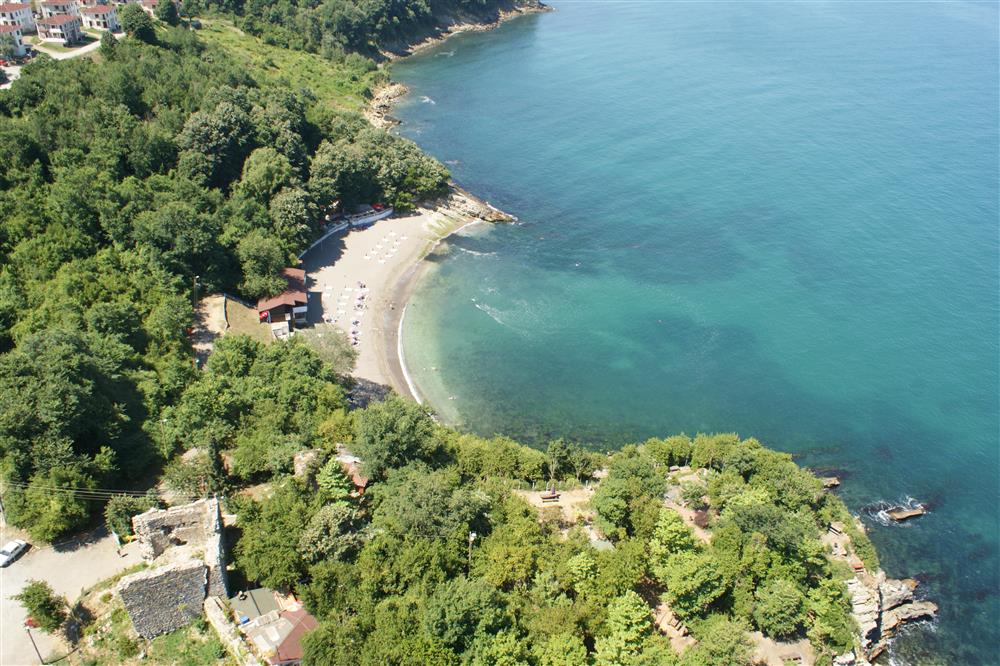Akçakoca Ceneviz Kalesi ve Plajı_Mehmet OKTAY (3).jpg