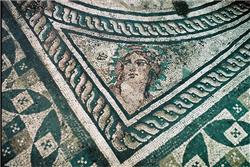 Orpheus Mozaiği_Konuralp Müzesi 2.jpg