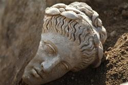 Prusias ad Hypium Antik Kenti Tiyatrosu_Apollon Heykeli