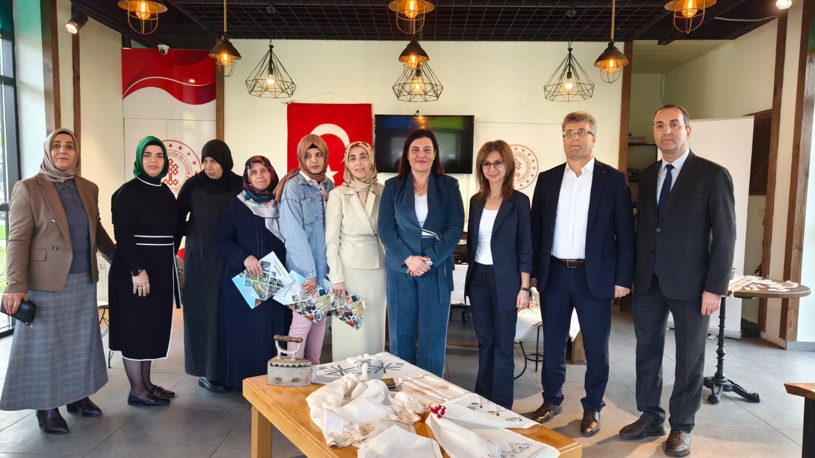 WhatsApp Image 2025-11-20 at 17.53.51 6 .jpeg WhatsApp Image 2025-11-20 at 17.53.51 6 .jpeg