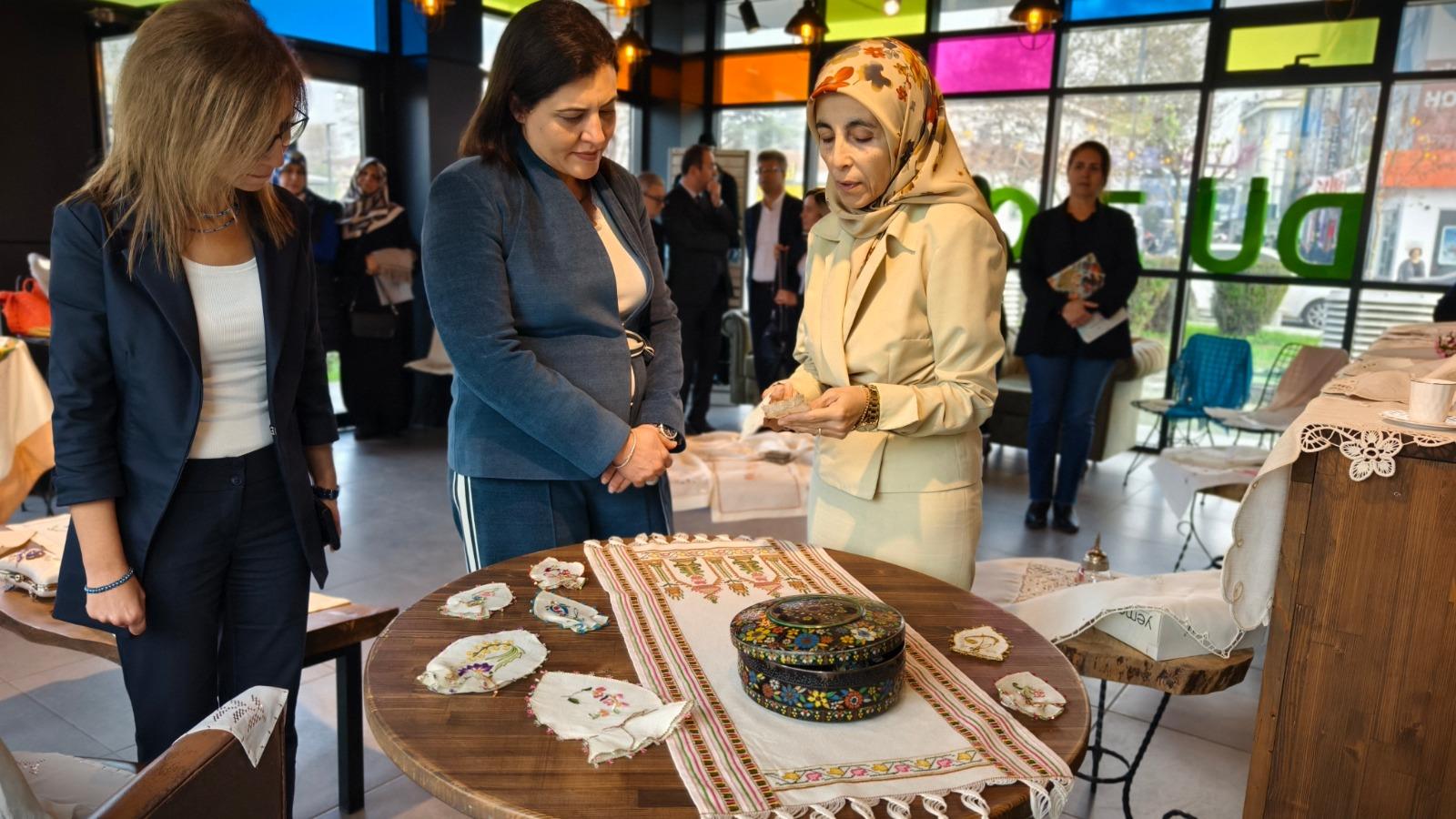 WhatsApp Image 2025-11-20 at 17.53.51 1 .jpeg WhatsApp Image 2025-11-20 at 17.53.51 1 .jpeg