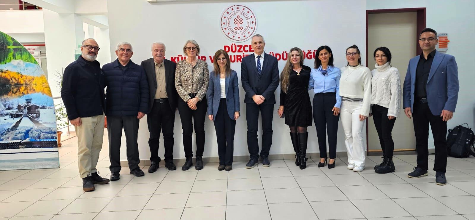 a9a48b65-bab2-4bda-9c20-fa8c90c9cb13.jpg a9a48b65-bab2-4bda-9c20-fa8c90c9cb13.jpg